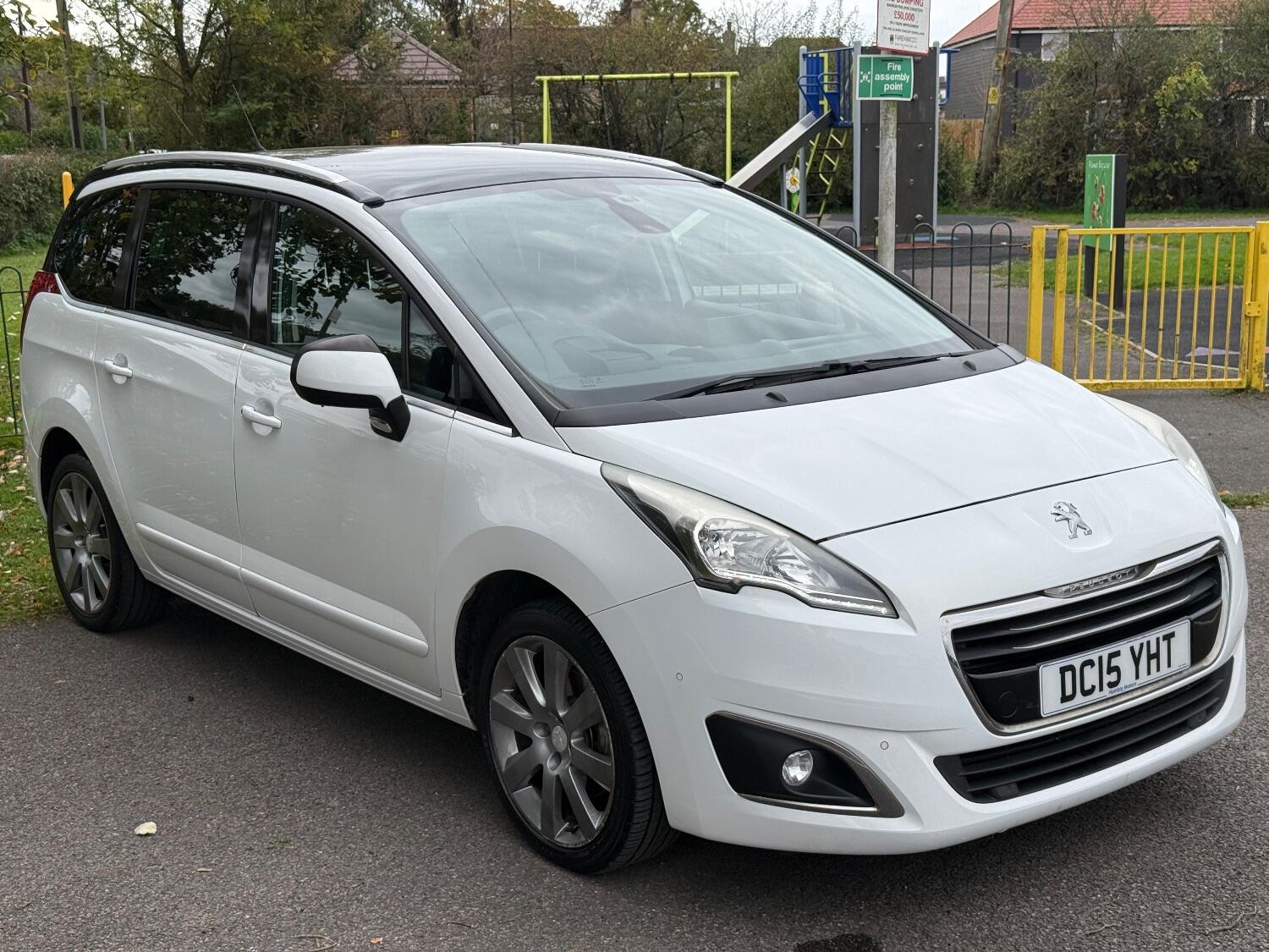 Used Peugeot 5008 2015 for sale - 76769415: Photo 1