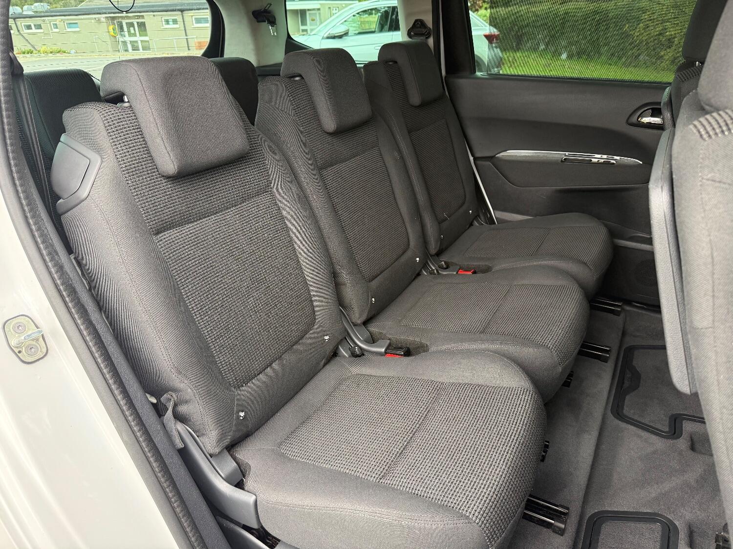 Used Peugeot 5008 2015 for sale - 76769415: Photo 12