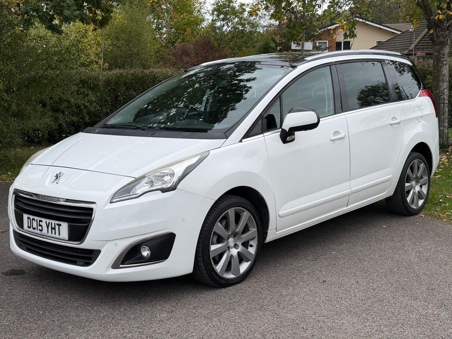 Used Peugeot 5008 2015 for sale - 76769415: Photo 3
