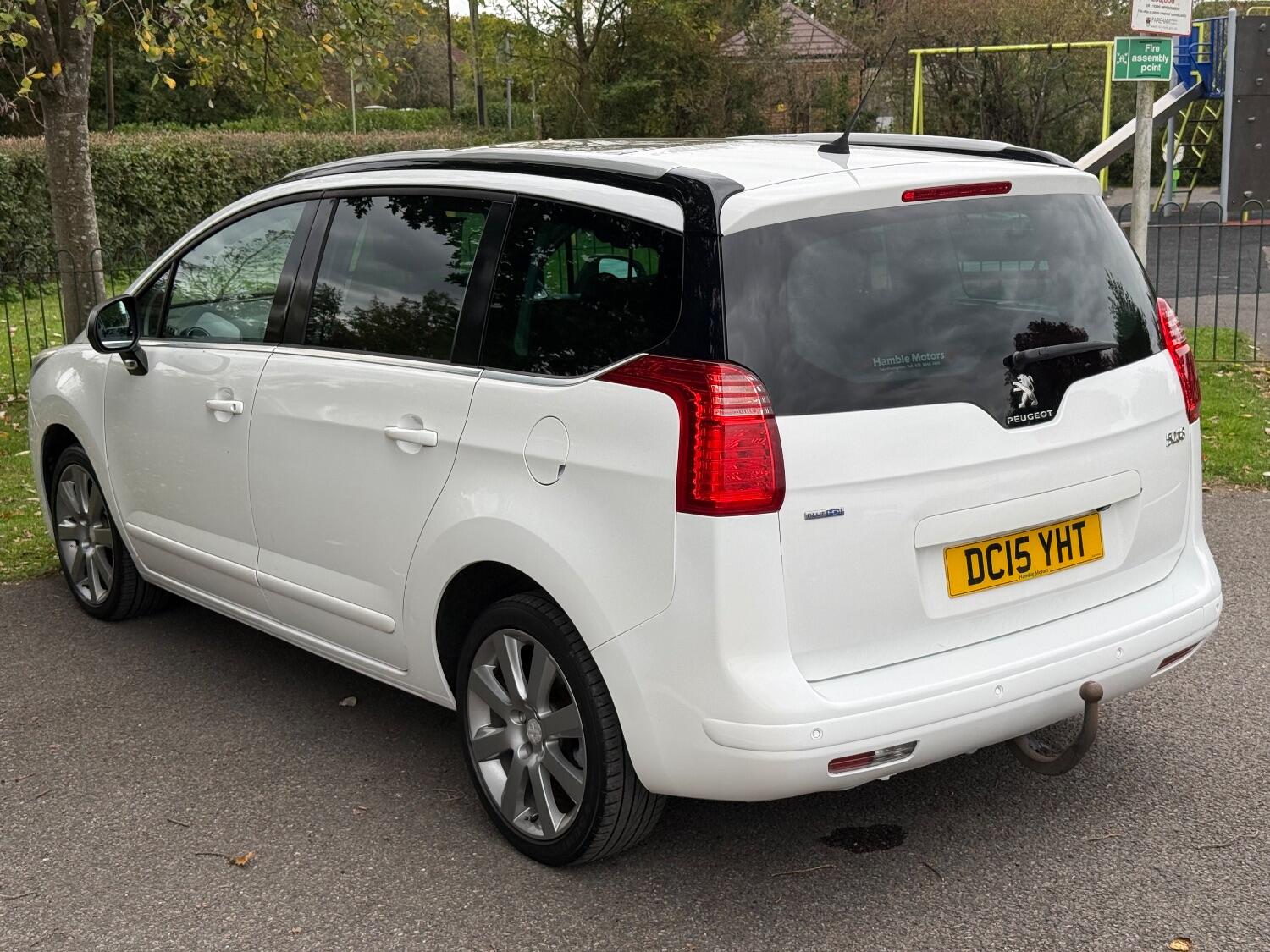 Used Peugeot 5008 2015 for sale - 76769415: Photo 6