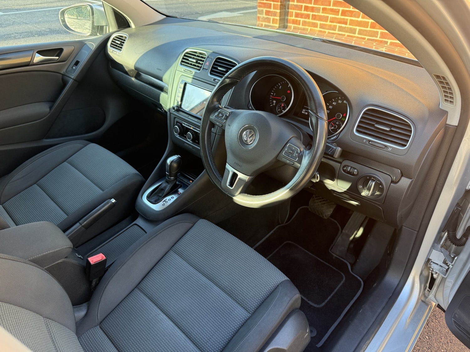 Used Volkswagen Golf 2012 for sale - 77124204: Photo 8