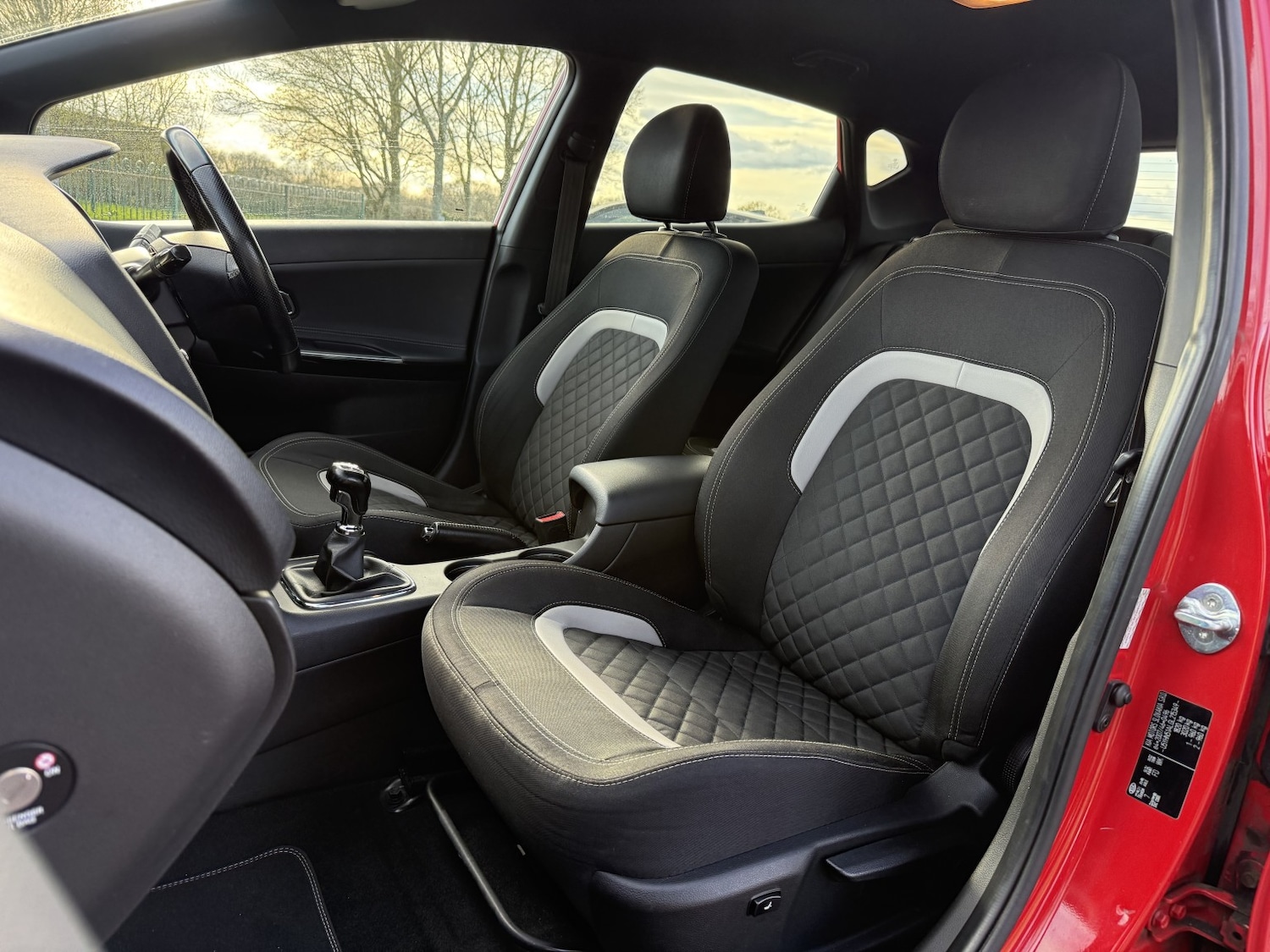 Used Kia Ceed 2015 for sale - 78031620: Photo 13