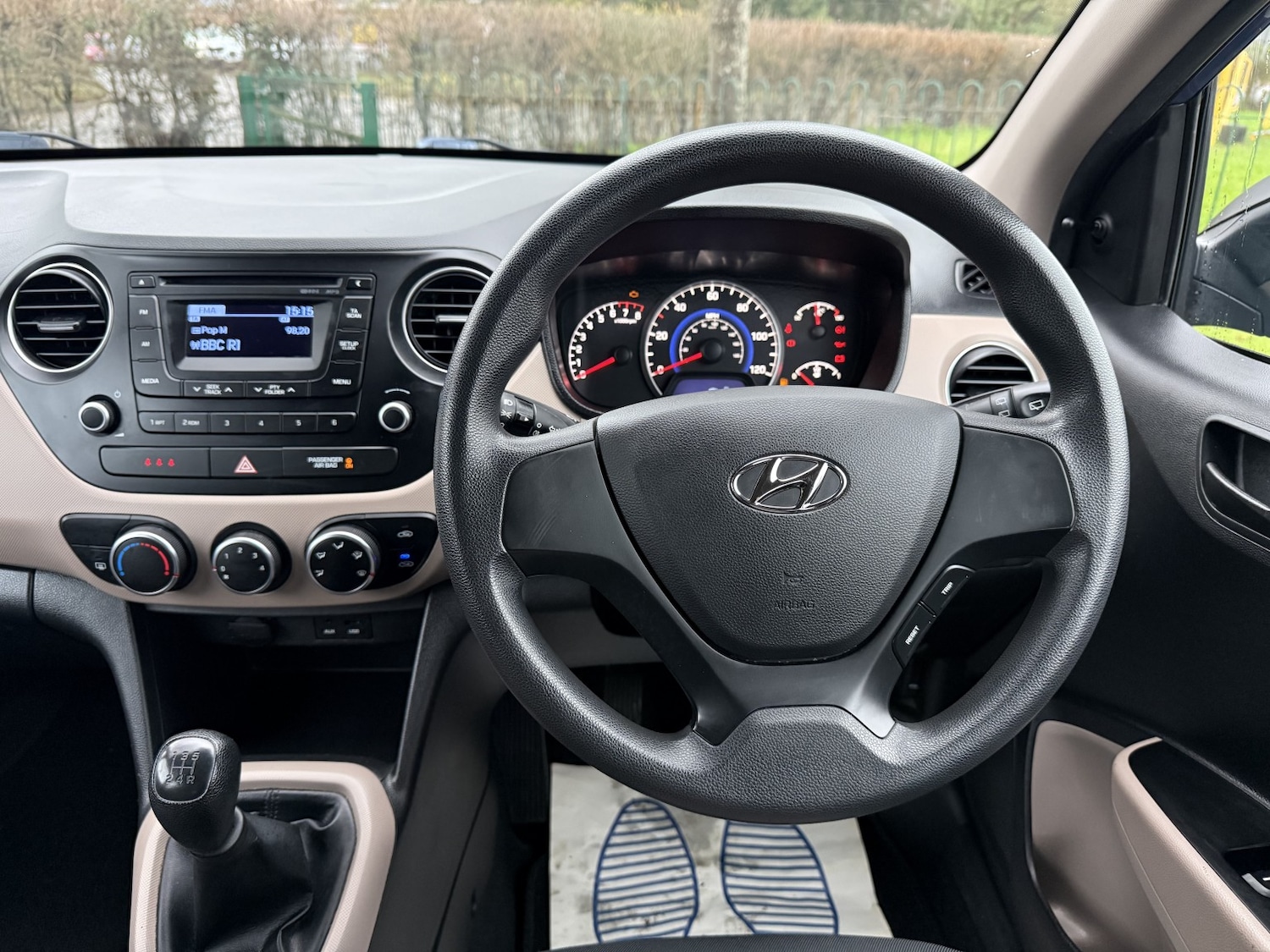 Used Hyundai i10 2016 for sale - 77277317: Photo 10