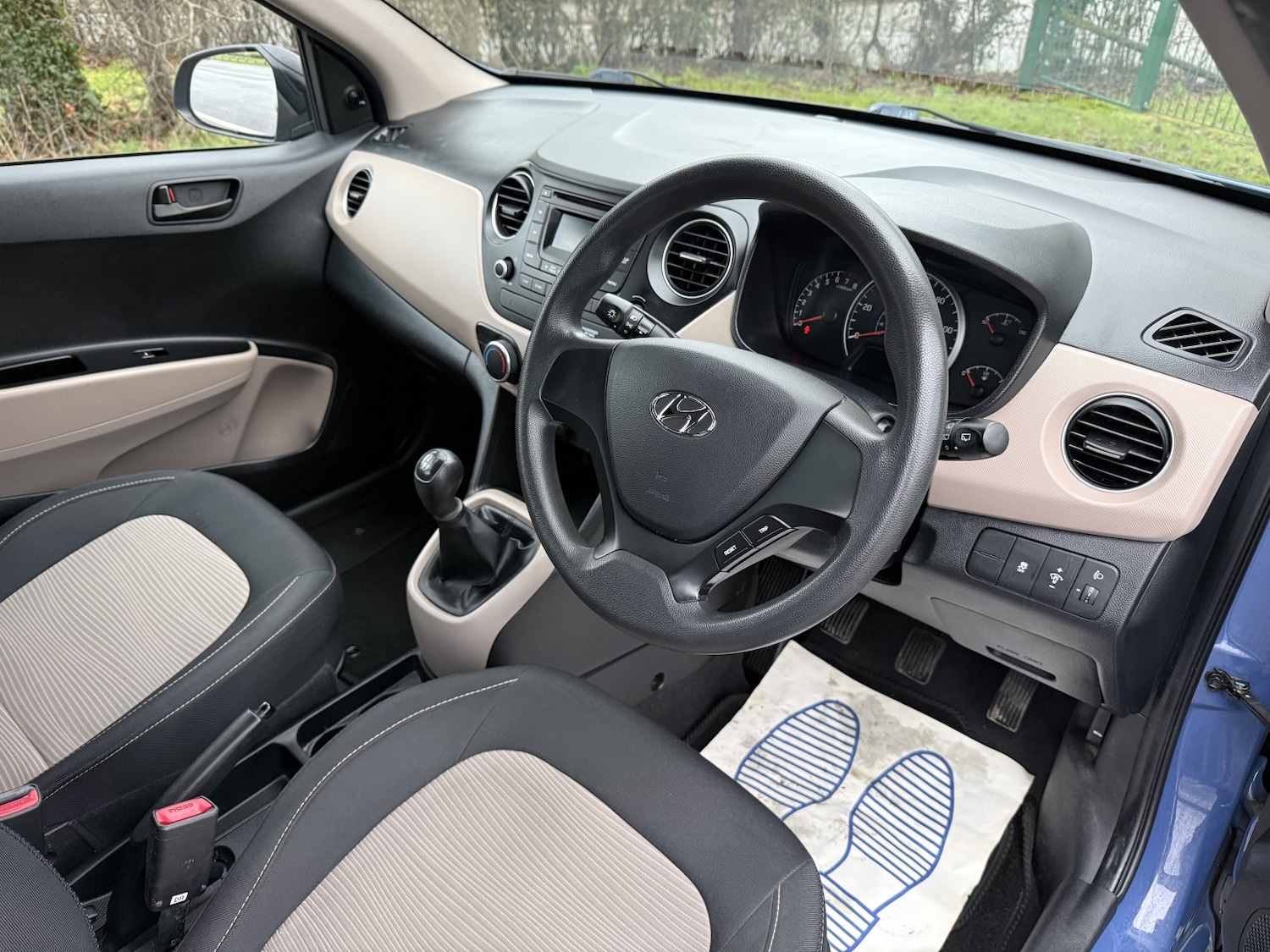 Used Hyundai i10 2016 for sale - 77277317: Photo 8