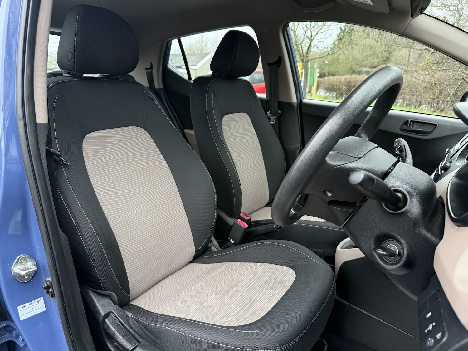 Used Hyundai i10 2016 for sale - 77277317: Photo 9