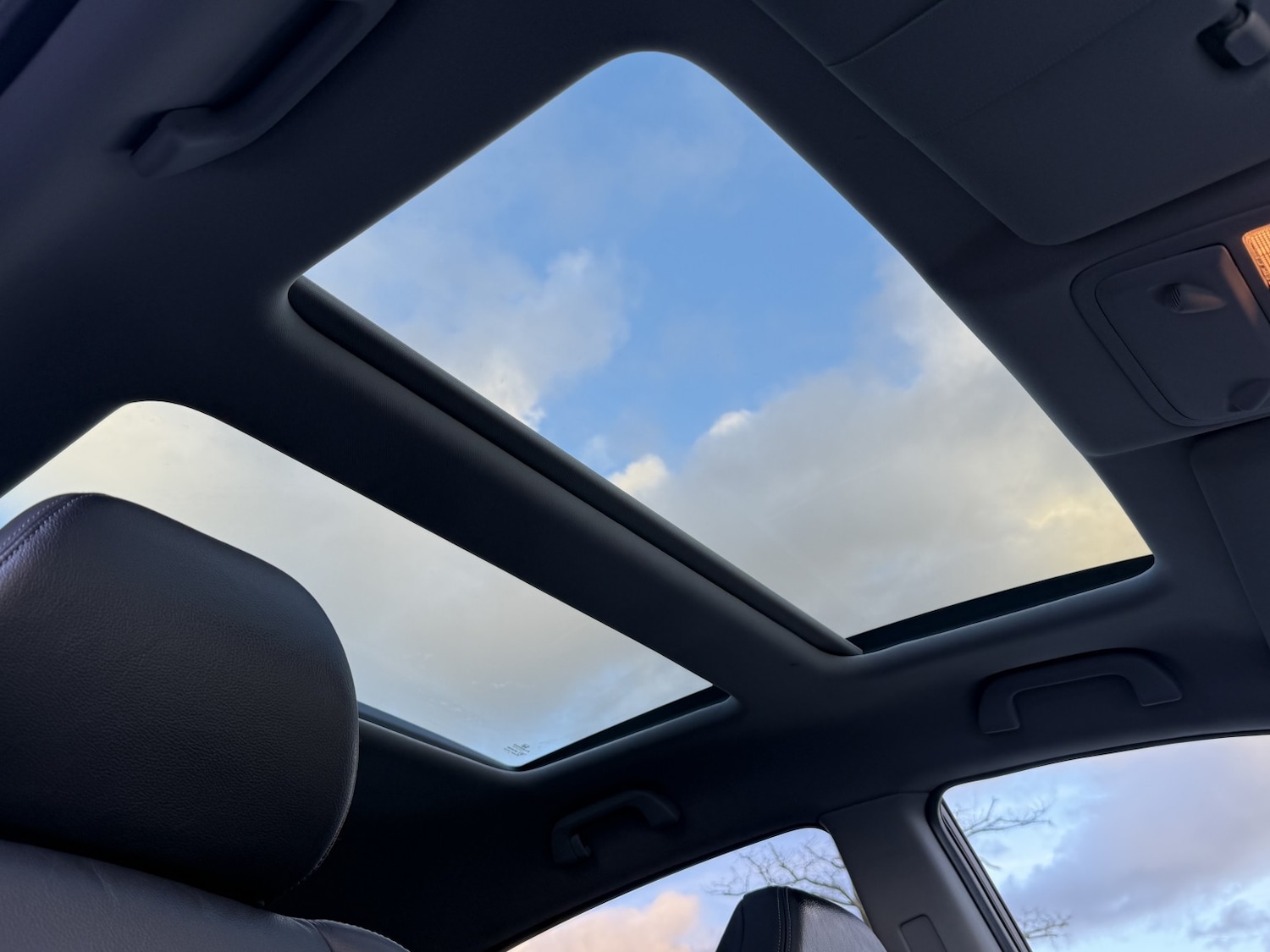 Used Honda CR-V 2011 for sale - 77572757: Photo 17