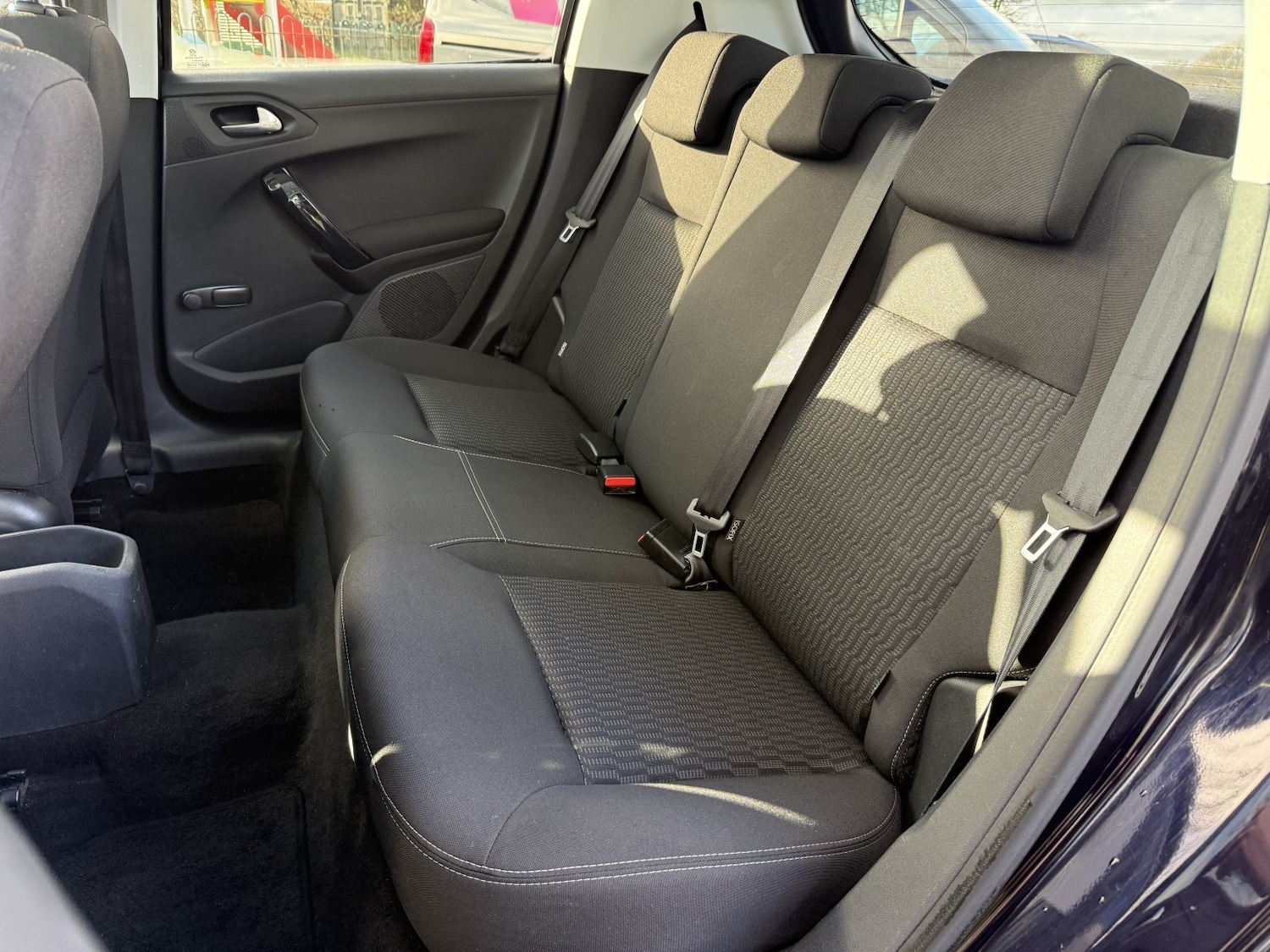 Used Peugeot 208 2014 for sale - 77228256: Photo 12