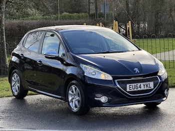 Used Peugeot 208 2014 for sale - 77228256: Photo
