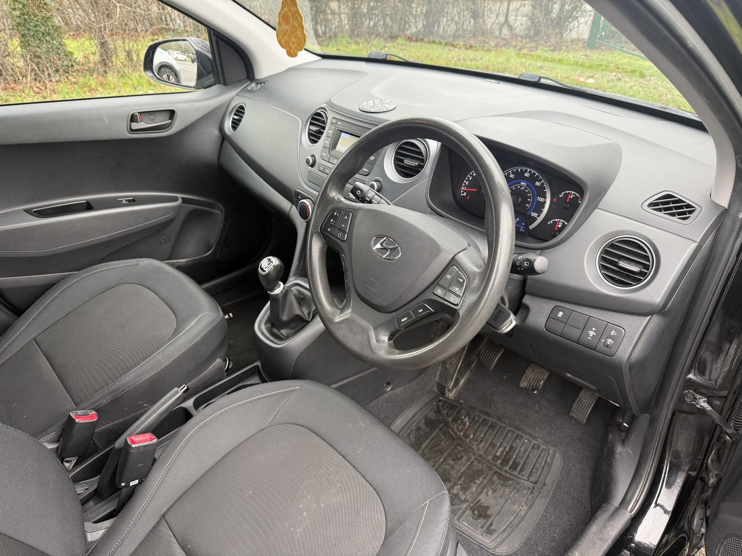 Used Hyundai i10 2017 for sale - 77251199: Photo 7