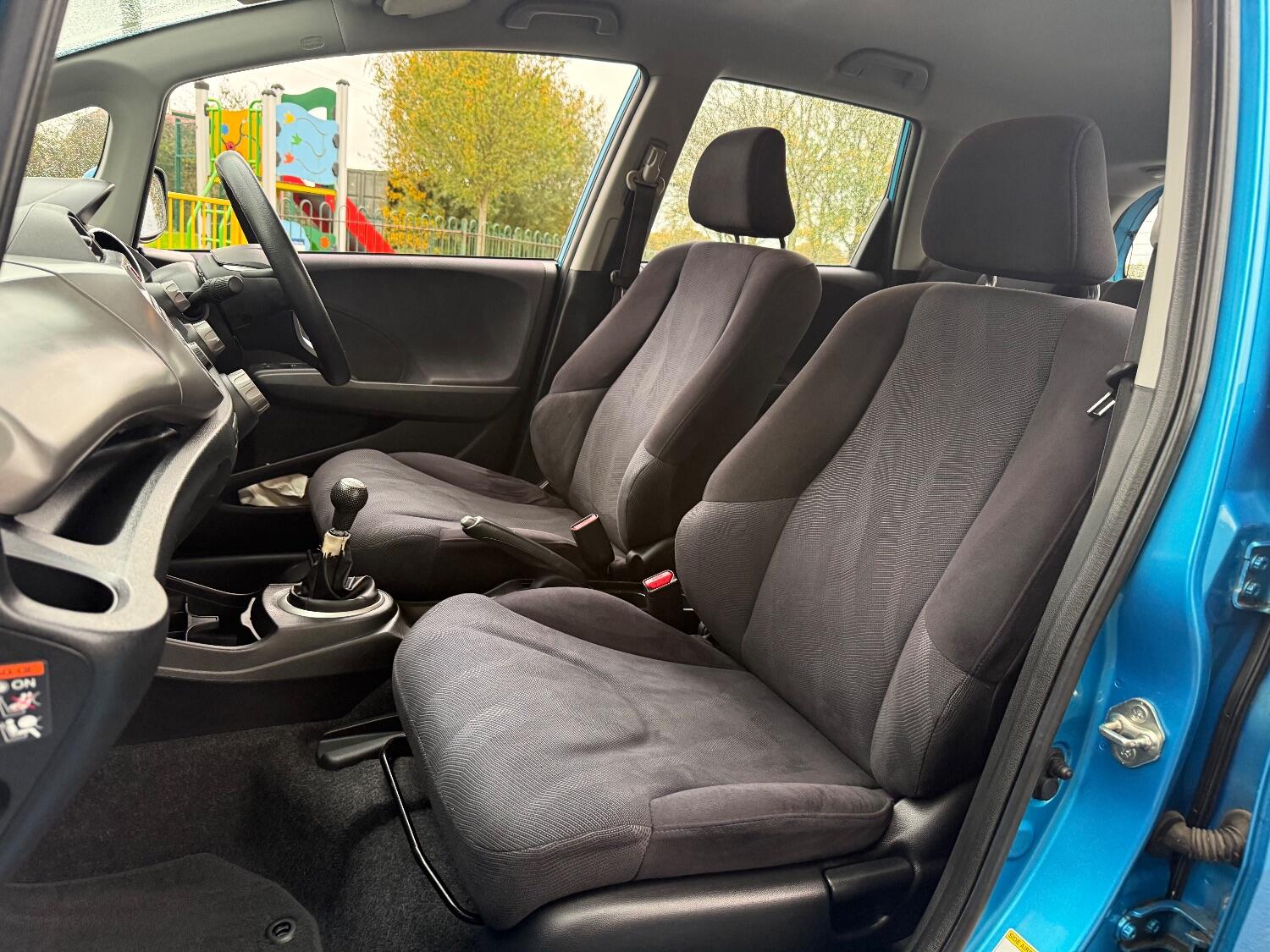 Used Honda Jazz 2010 for sale - 76439873: Photo 12