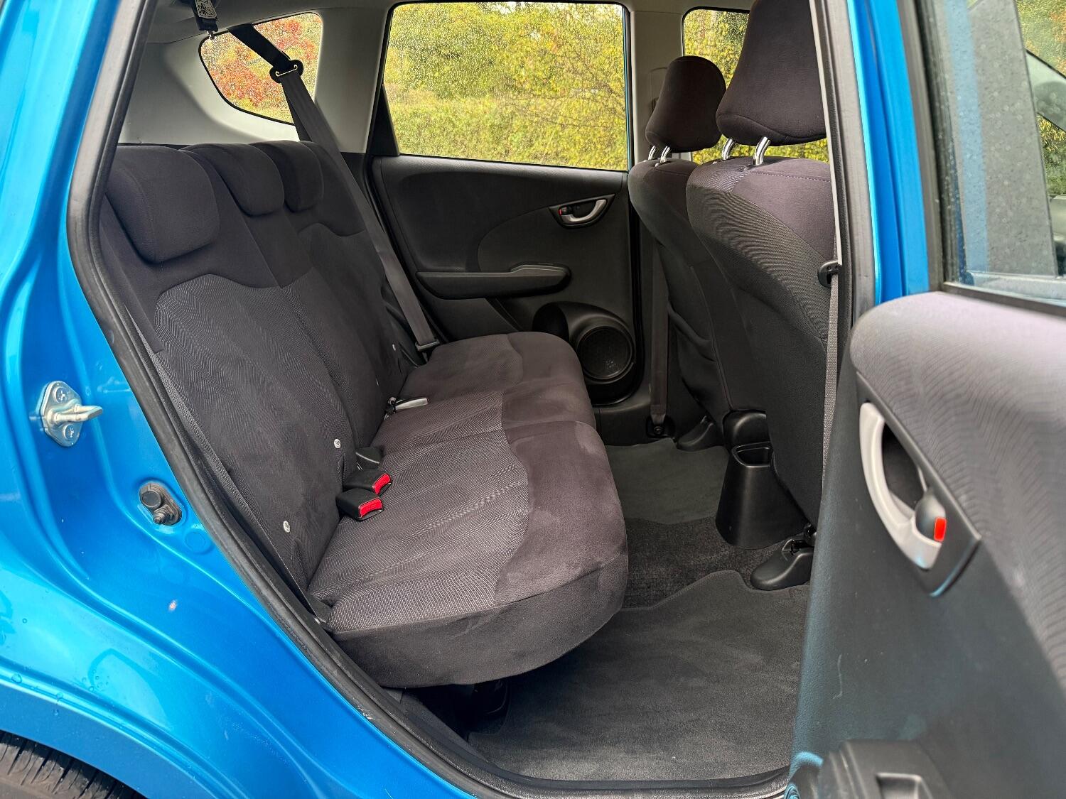 Used Honda Jazz 2010 for sale - 76439873: Photo 14