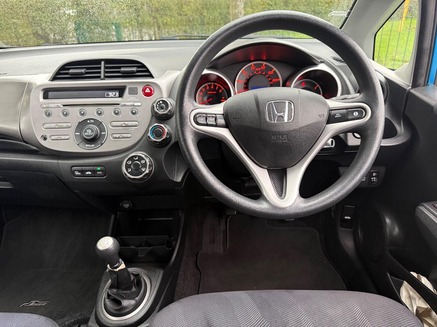 Used Honda Jazz 2010 for sale - 76439873: Photo 9