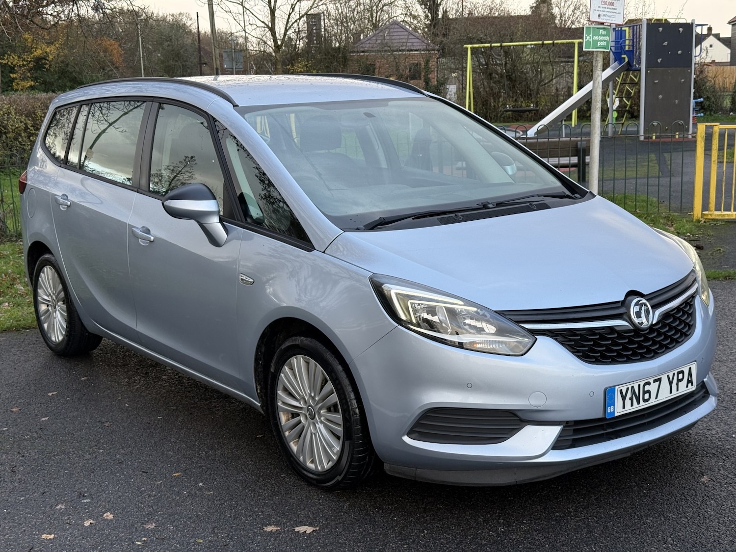 Used Vauxhall Zafira 2017 for sale - 76848636: Photo 1