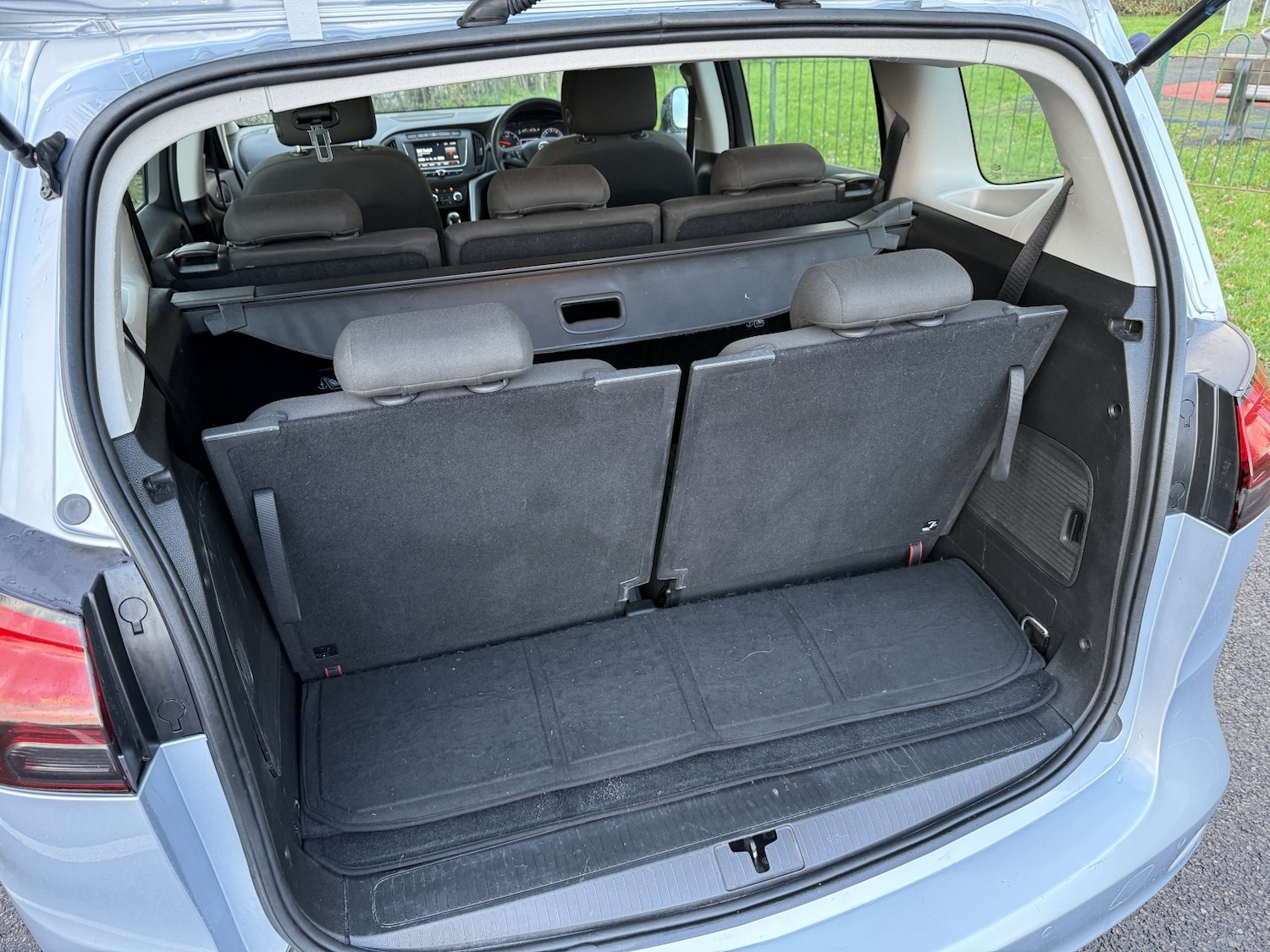 Used Vauxhall Zafira 2017 for sale - 76848636: Photo 19