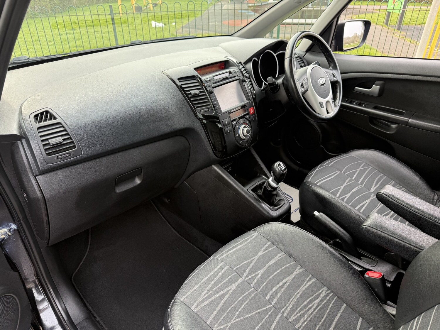 Used Kia Venga 2014 for sale - 77983744: Photo 11