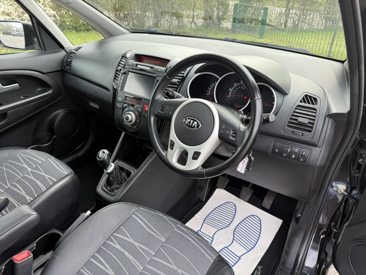 Used Kia Venga 2014 for sale - 77983744: Photo 7