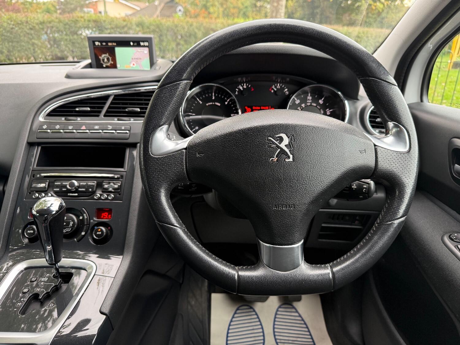 Used Peugeot 5008 2015 for sale - 76334764: Photo 10