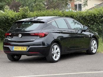 Used Vauxhall Astra 2017 for sale - 78770104: Photo