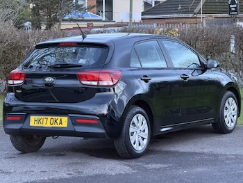 Used Kia Rio 2017 for sale - 77465736: Photo