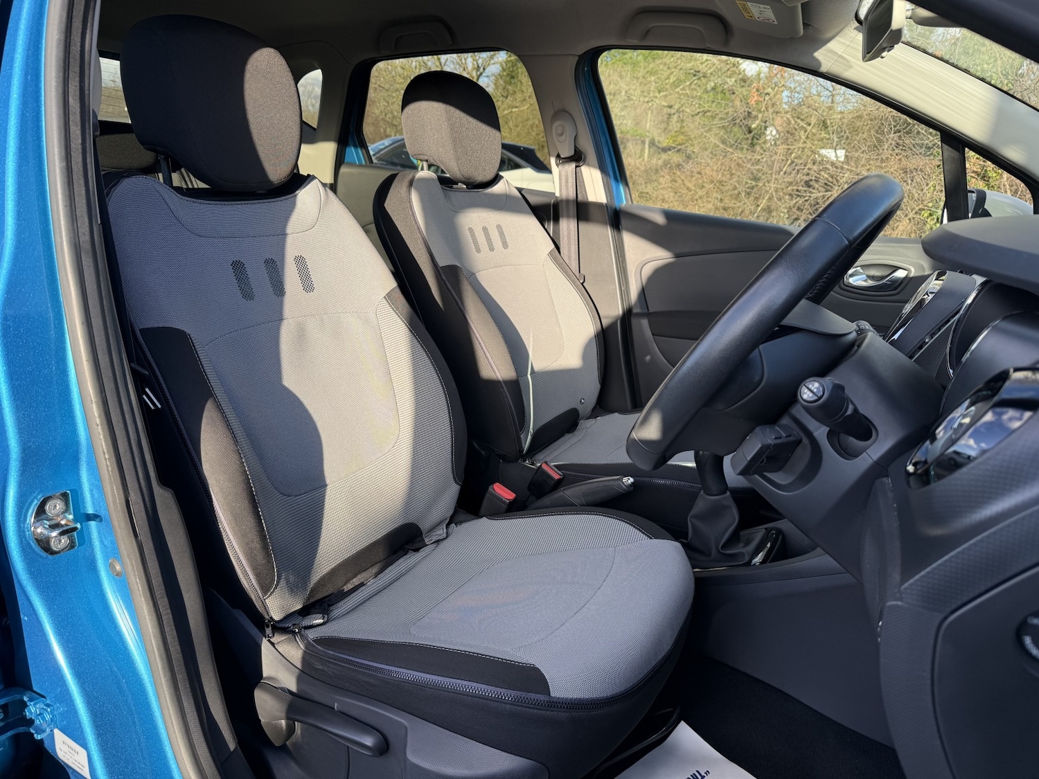 Used Renault Captur 2014 for sale - 77357239: Photo 8