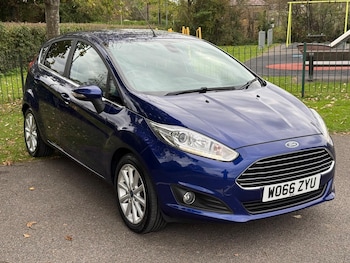2017 - 1.0 T EcoBoost Titanium 5-Door