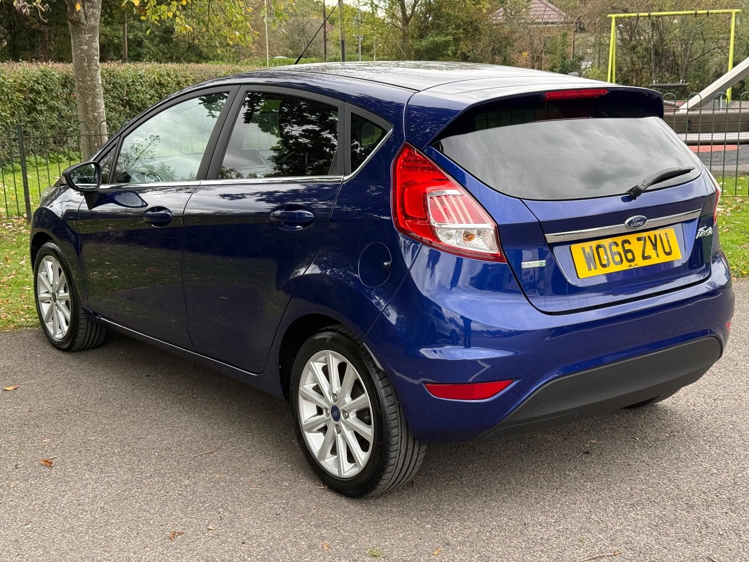 Used Ford Fiesta 2017 for sale - 76334792: Photo 4