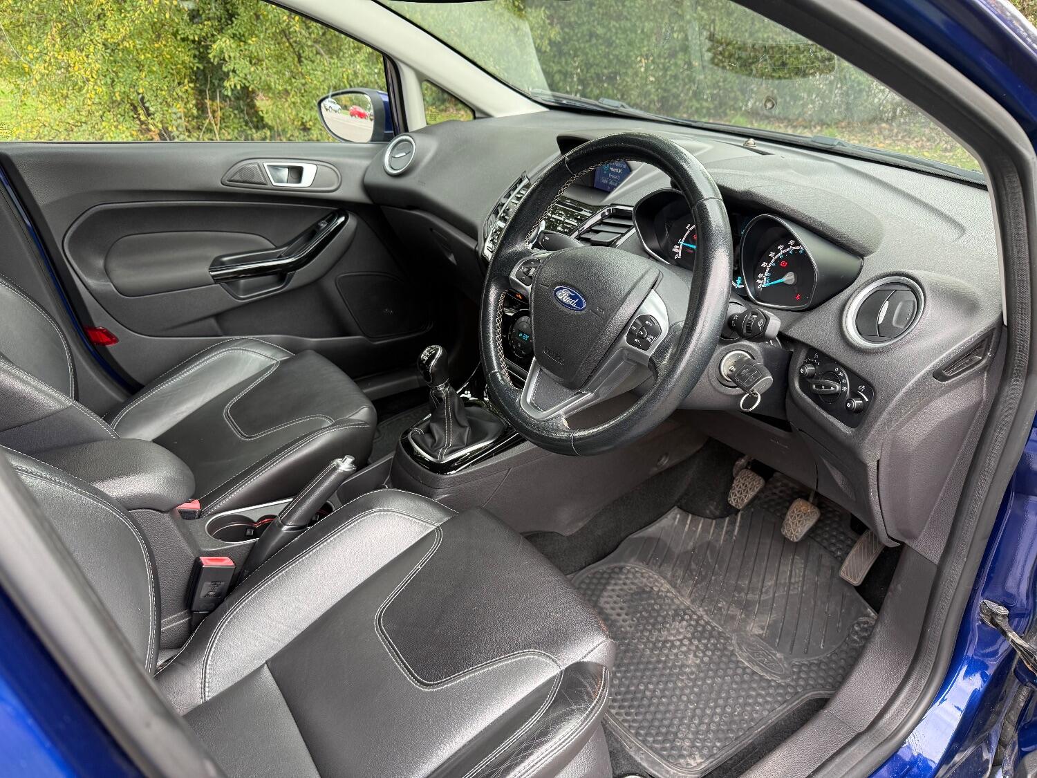 Used Ford Fiesta 2017 for sale - 76334792: Photo 7