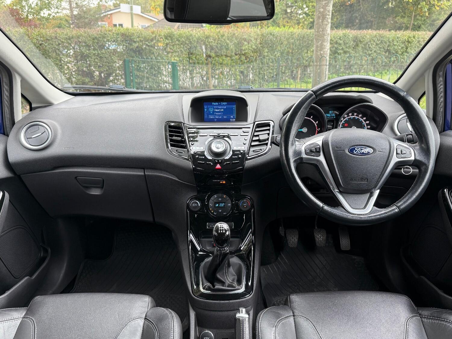 Used Ford Fiesta 2017 for sale - 76334792: Photo 9
