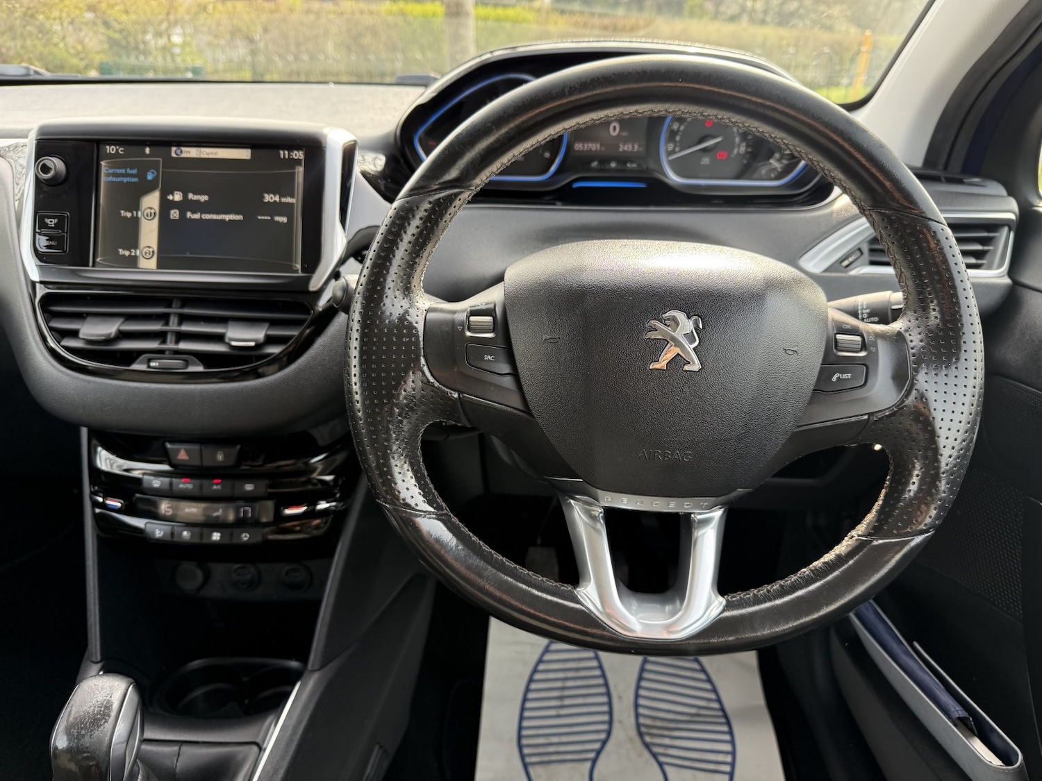 Used Peugeot 208 2013 for sale - 77991616: Photo 10