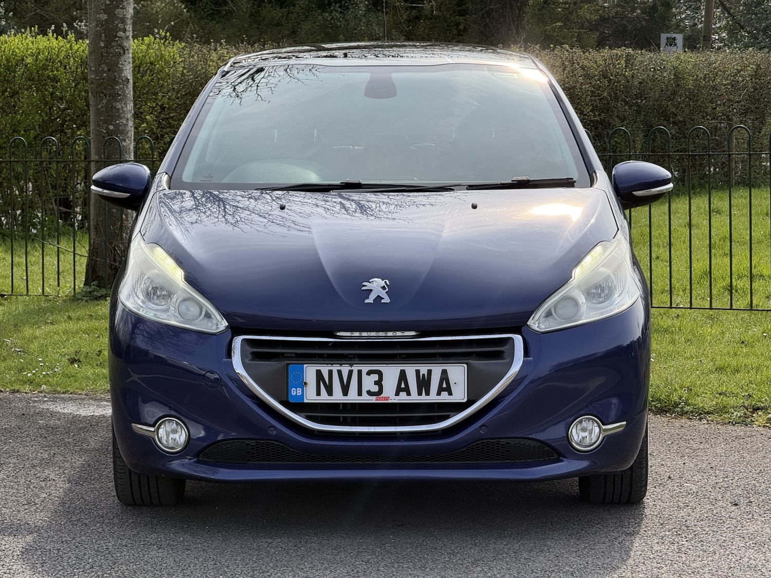 Used Peugeot 208 2013 for sale - 77991616: Photo 2