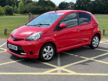 2013 - 1.0 VVT-i Move 5-Door