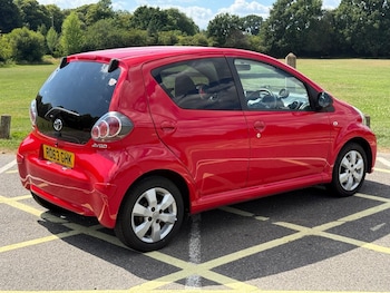 Used Toyota AYGO 2013 for sale - 75213091: Photo