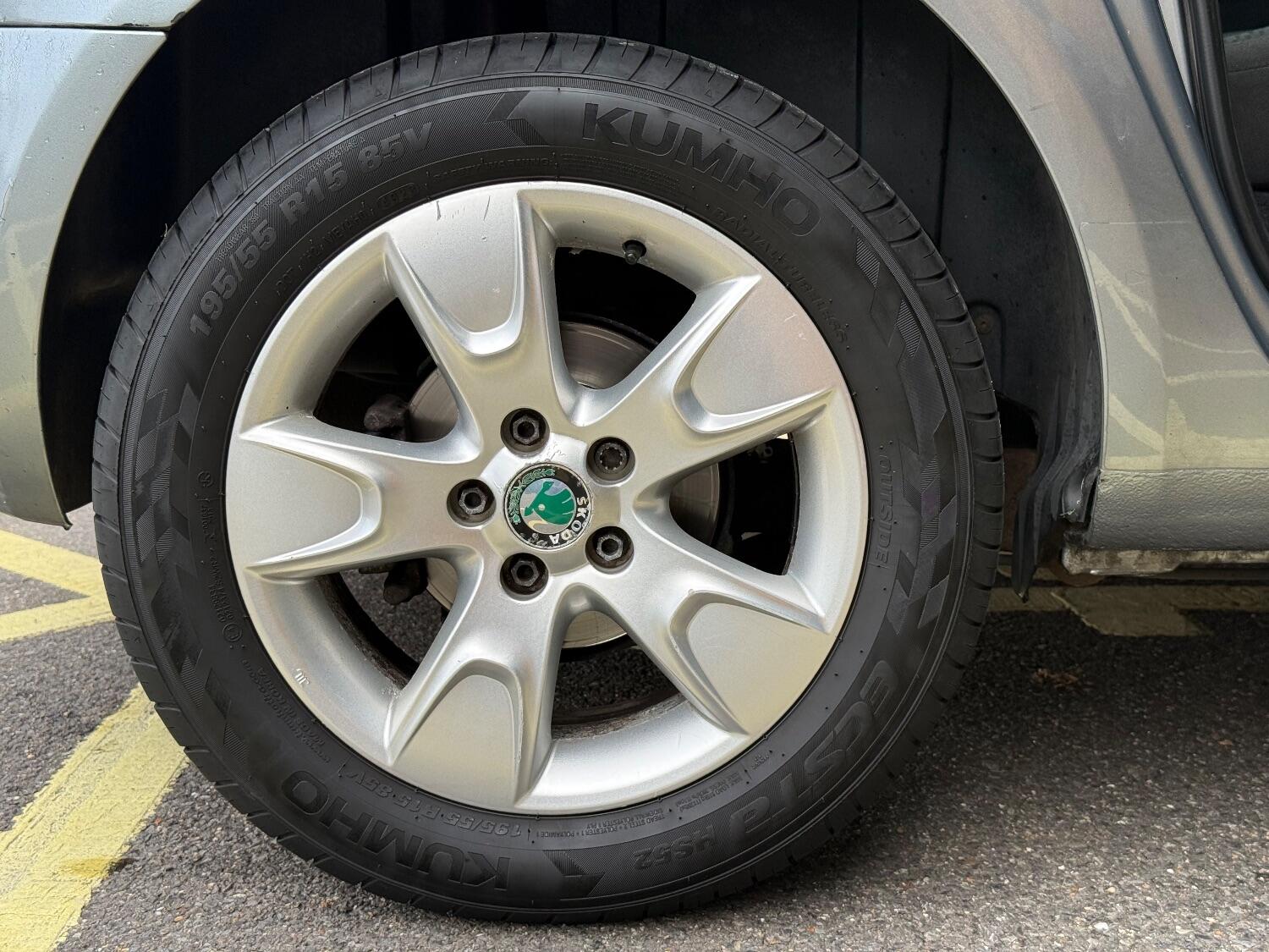 Used Skoda Roomster 2012 for sale - 76156744: Photo 15