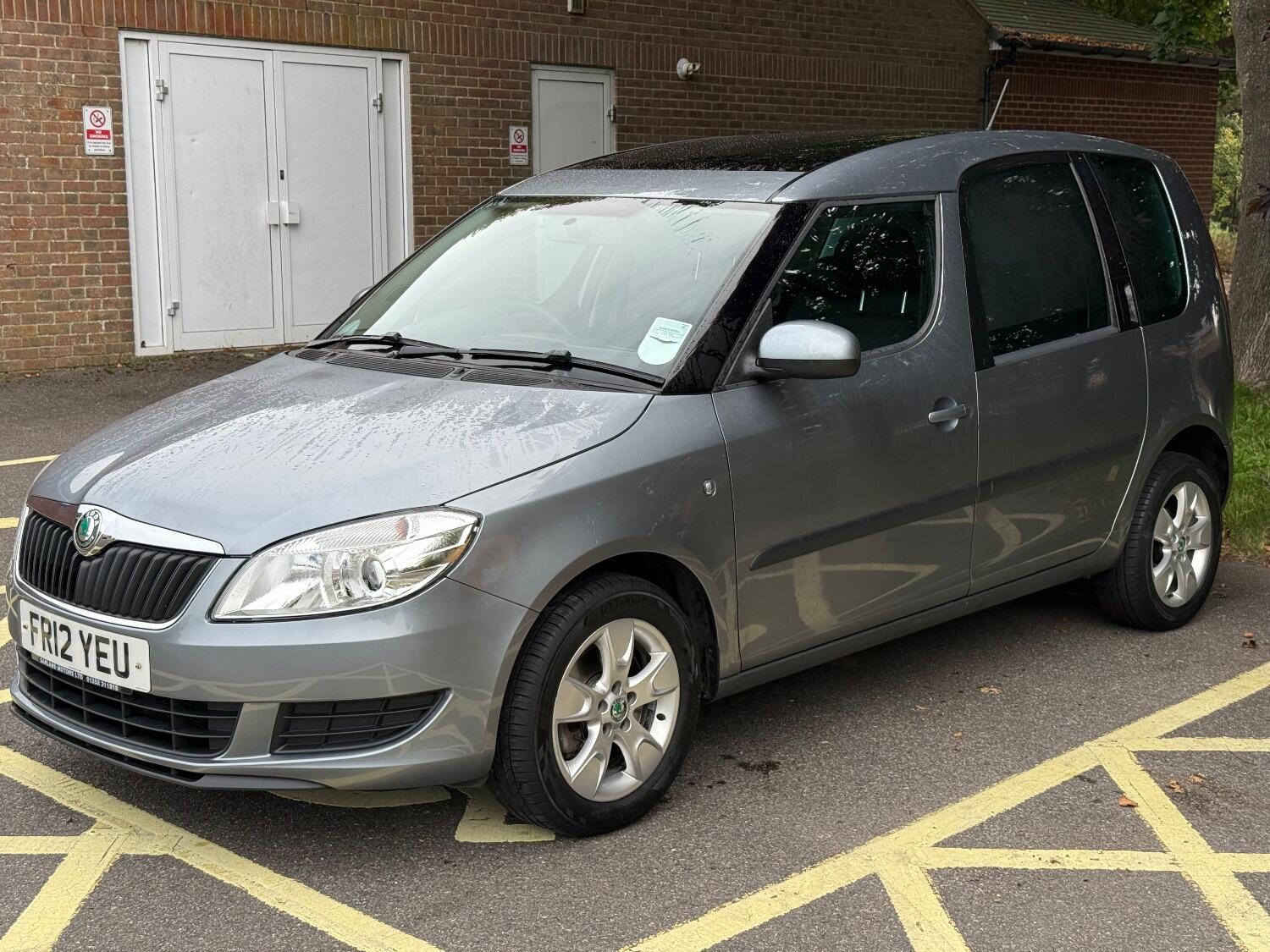 Used Skoda Roomster 2012 for sale - 76156744: Photo 2