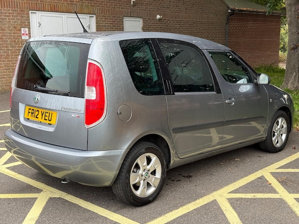 Used Skoda Roomster 2012 for sale - 76156744: Photo 4