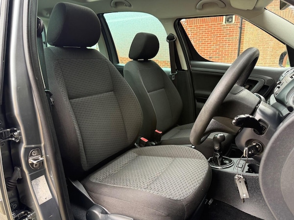 Used Skoda Roomster 2012 for sale - 76156744: Photo 9