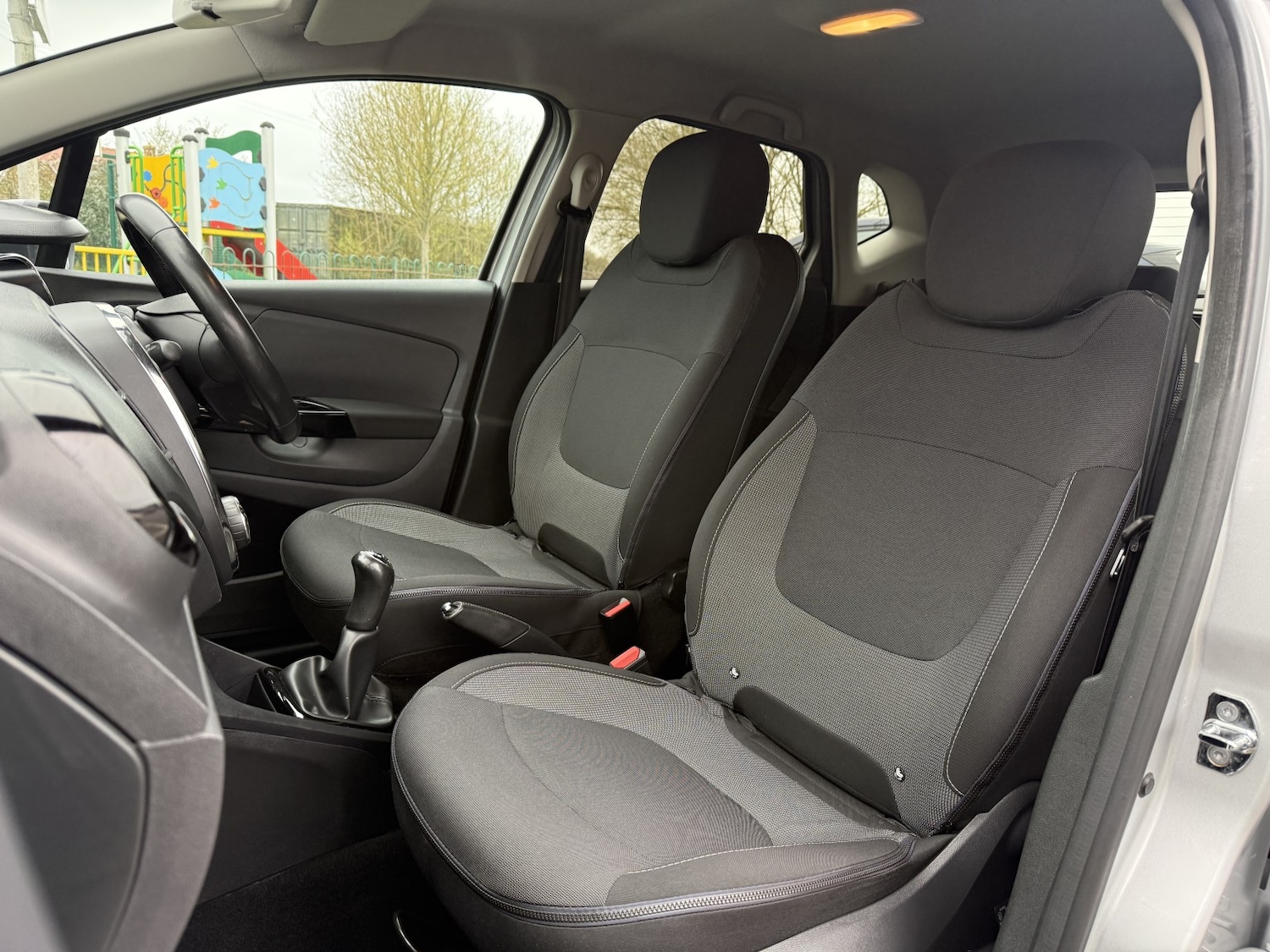 Used Renault Captur 2017 for sale - 78190656: Photo 12