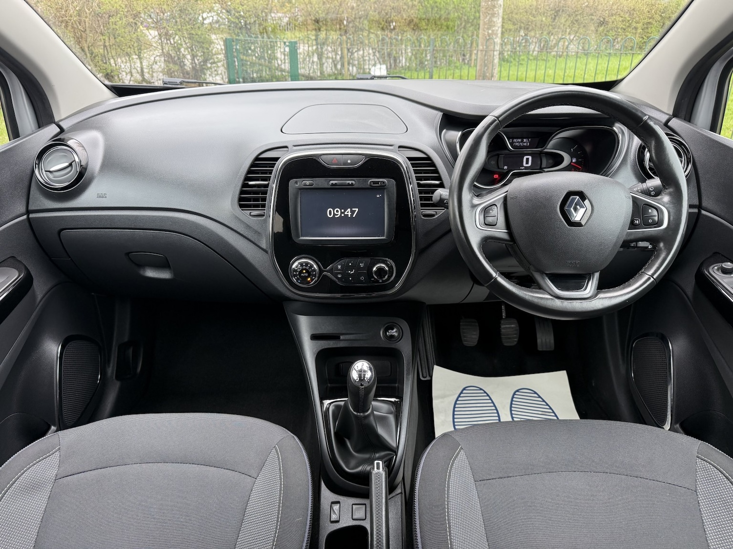 Used Renault Captur 2017 for sale - 78190656: Photo 9