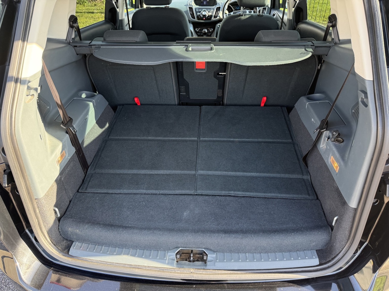 Used Ford Grand C-Max 2013 for sale - 77701110: Photo 24