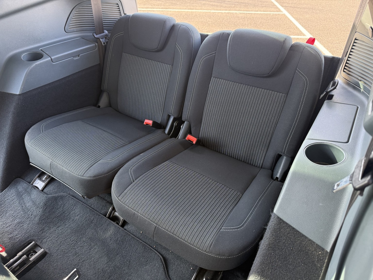 Used Ford Grand C-Max 2013 for sale - 77701110: Photo 25