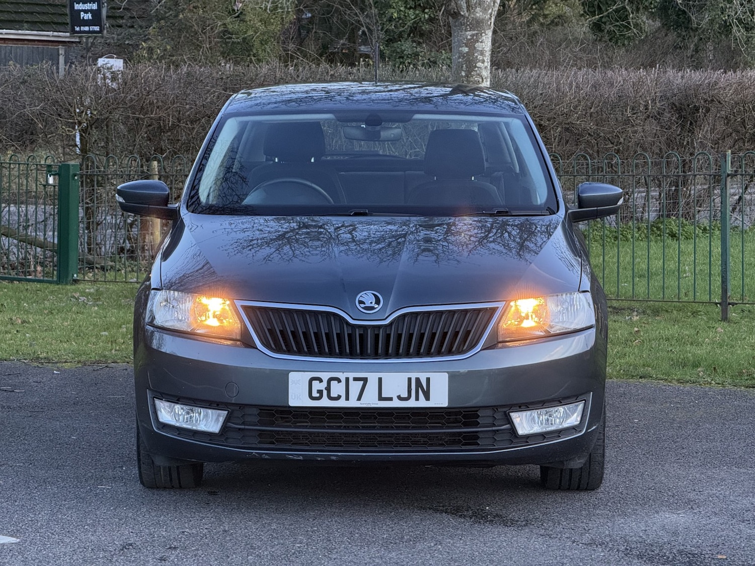 Used Skoda Rapid Spaceback 2017 for sale - 77562518: Photo 2