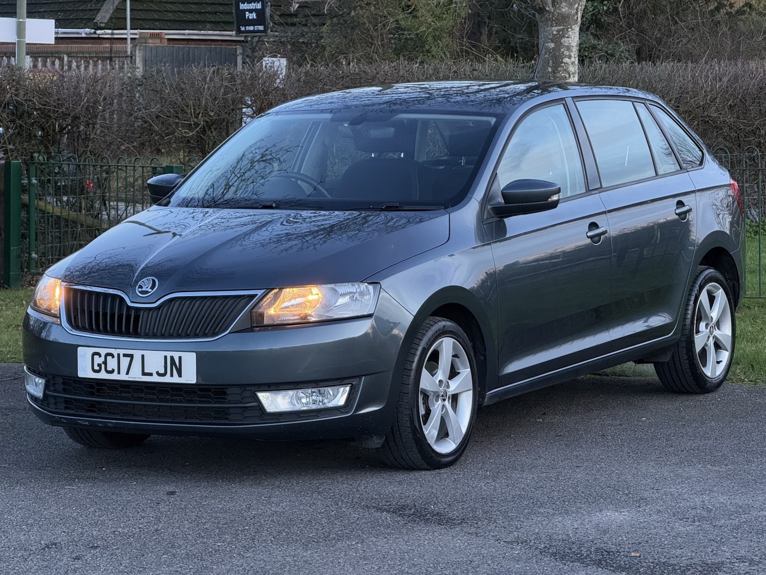 Used Skoda Rapid Spaceback 2017 for sale - 77562518: Photo 3