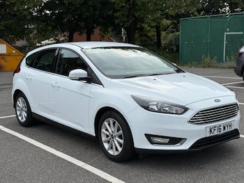2016 - 1.0 T EcoBoost Titanium 5-Door