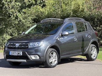 Used Dacia Sandero Stepway 2017 for sale - 79872622: Photo