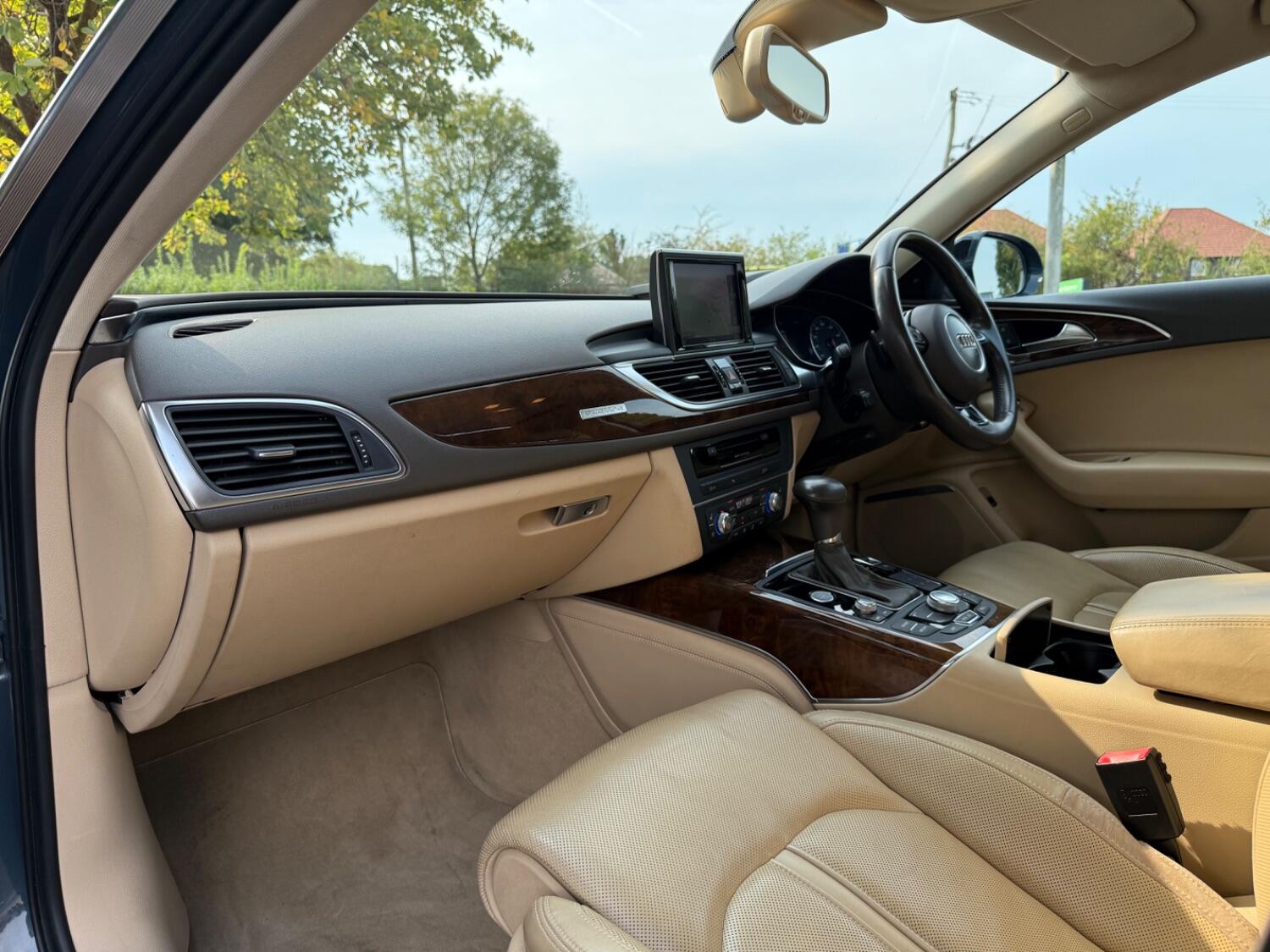 Used Audi A6 Avant 2012 for sale - 76624398: Photo 15