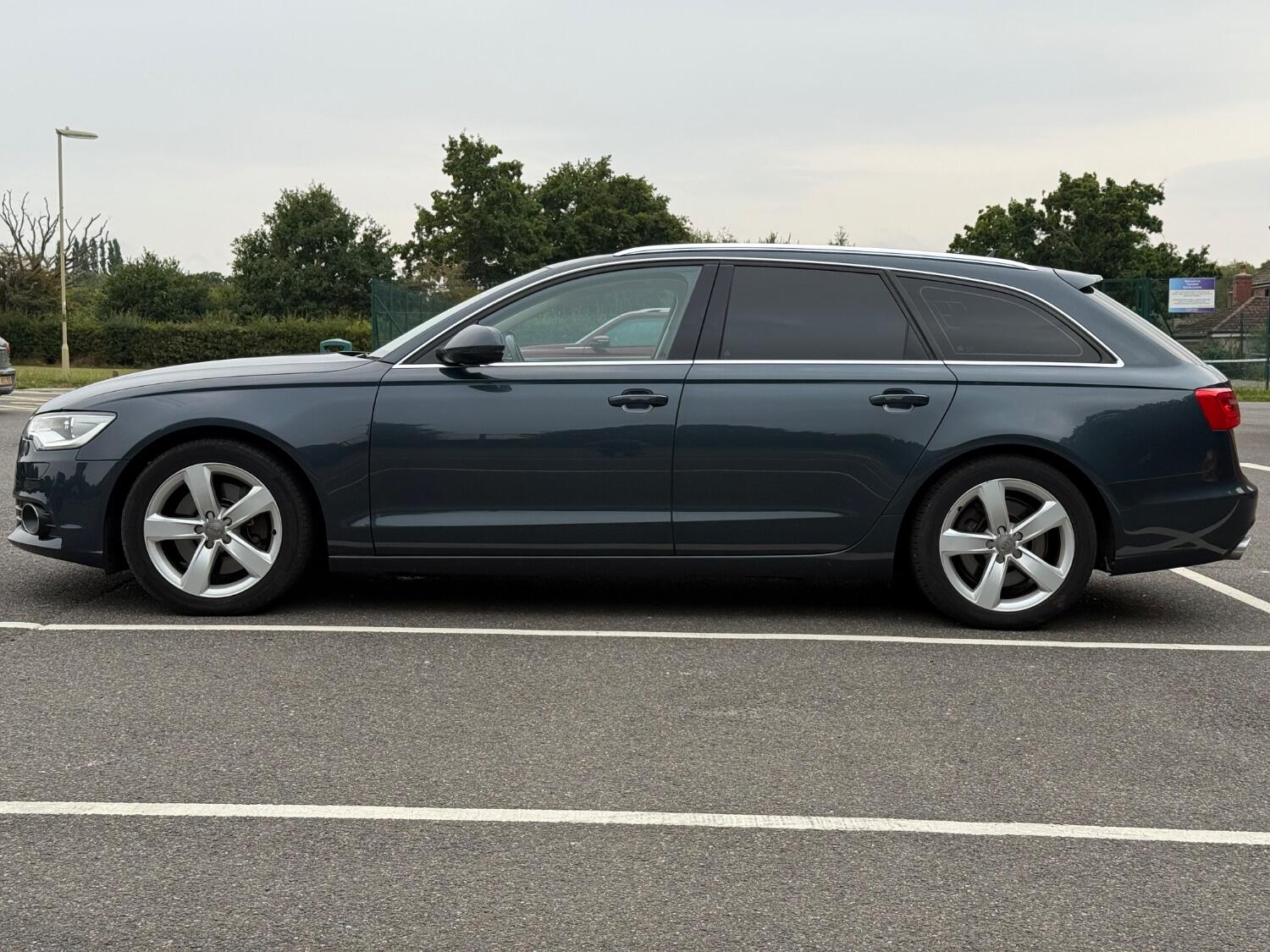 Used Audi A6 Avant 2012 for sale - 76624398: Photo 3
