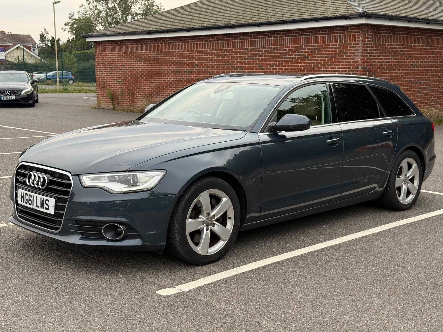Used Audi A6 Avant 2012 for sale - 76624398: Photo 5