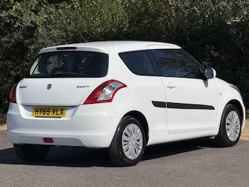 Used Suzuki Swift 2015 for sale - 79360132: Photo