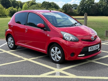 2013 - 1.0 VVT-i Move 5-Door