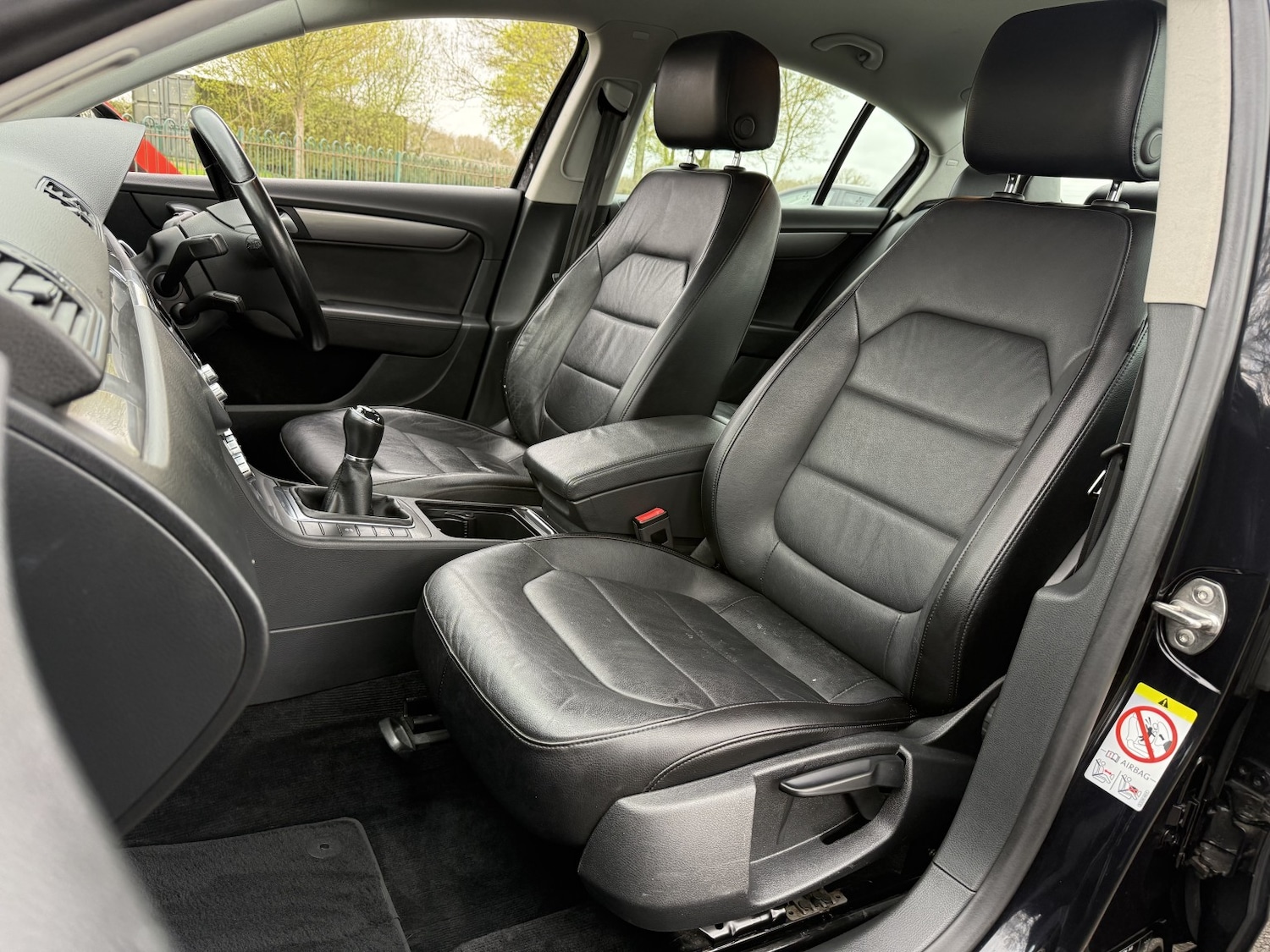 Used Volkswagen Passat 2014 for sale - 78125180: Photo 12